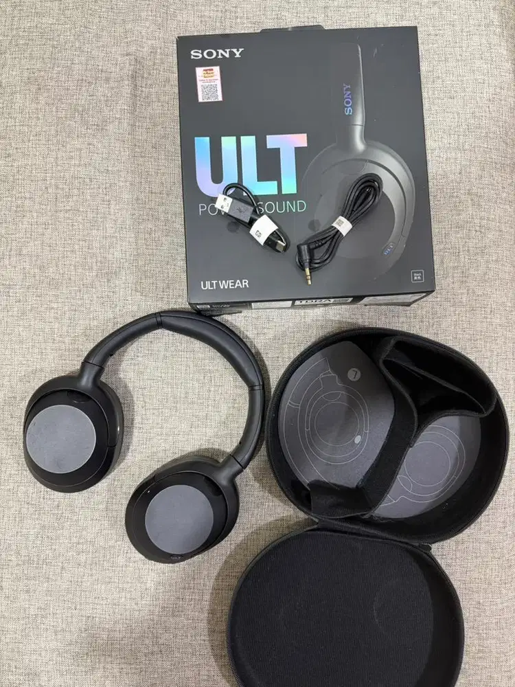 Sony Ult Wear black