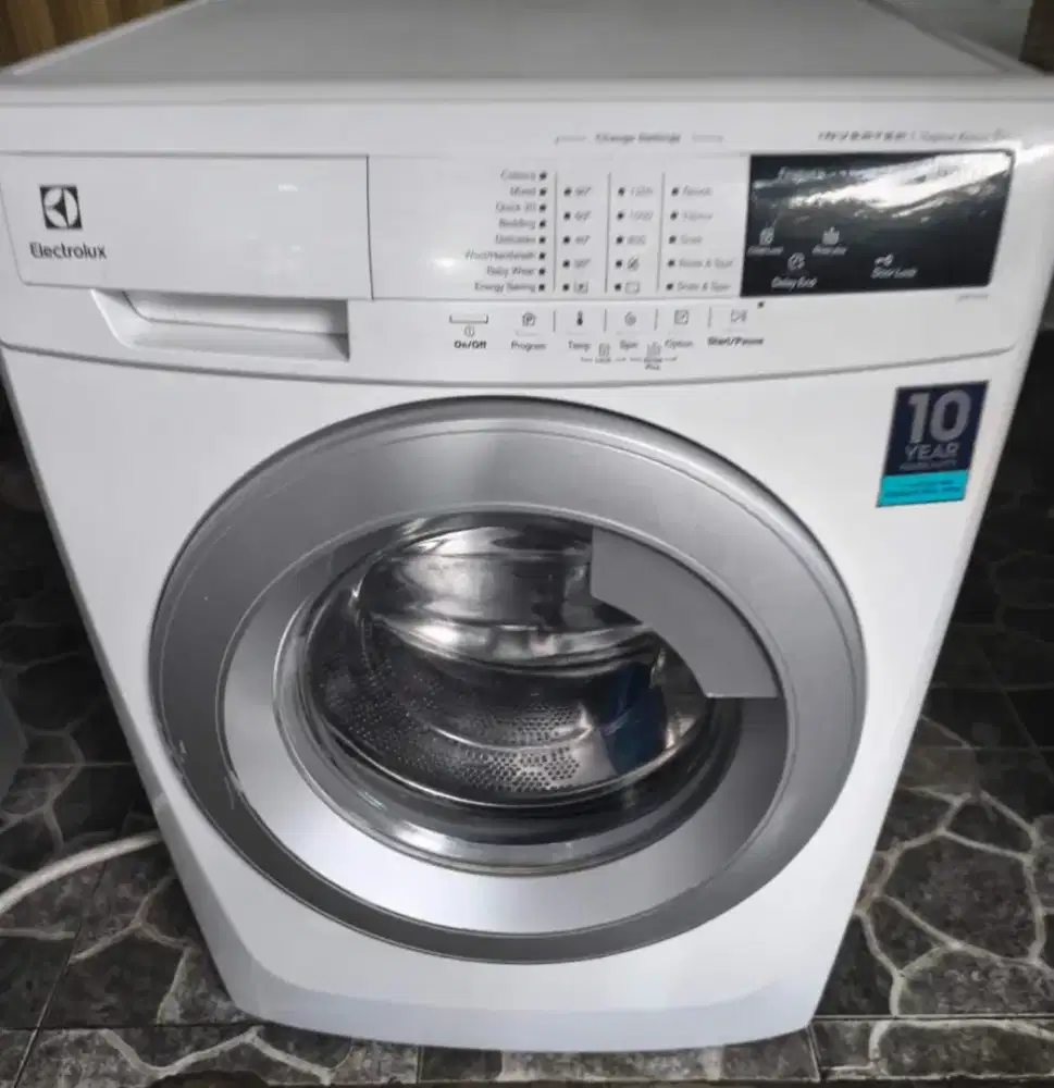 MESIN CUCI ELECTRO LUX INVERTER 8KG PRELOVED