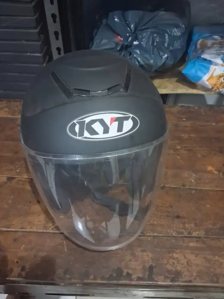 Helm Half face KYT Hitam Doff Size M