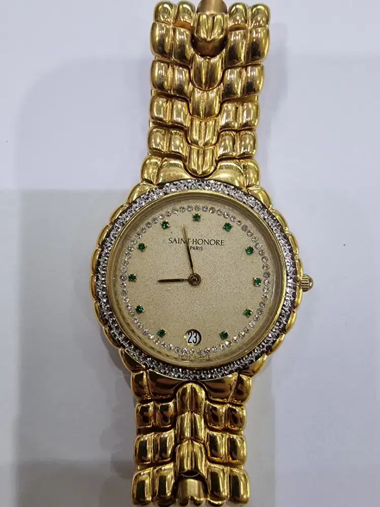 Jam tangan pria Saint Honore Paris