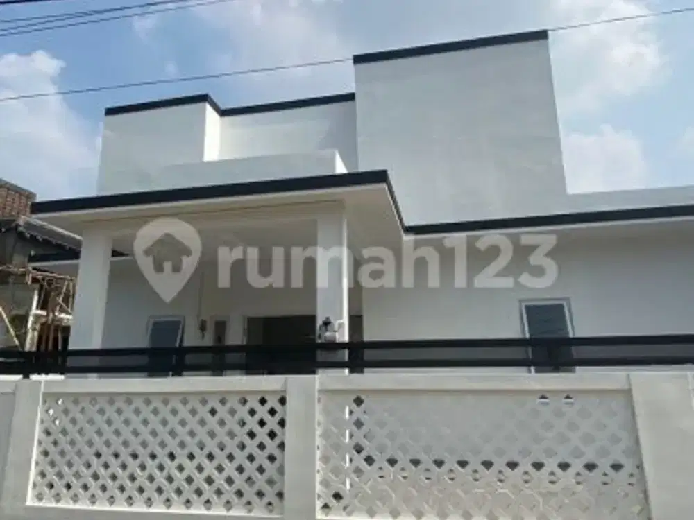Rumah Baru Dan Bagus Di Perum Pekayon Indah Bekasi.