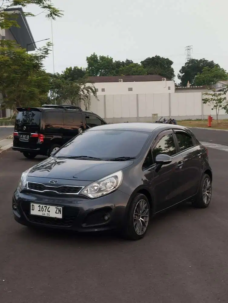 Kia Rio 2014 Bensin