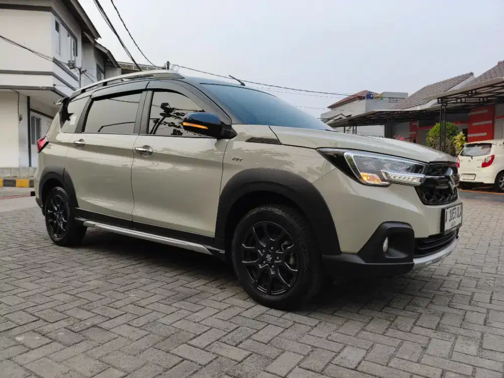 Suzuki XL7 alpha manual hybrid 2023/24