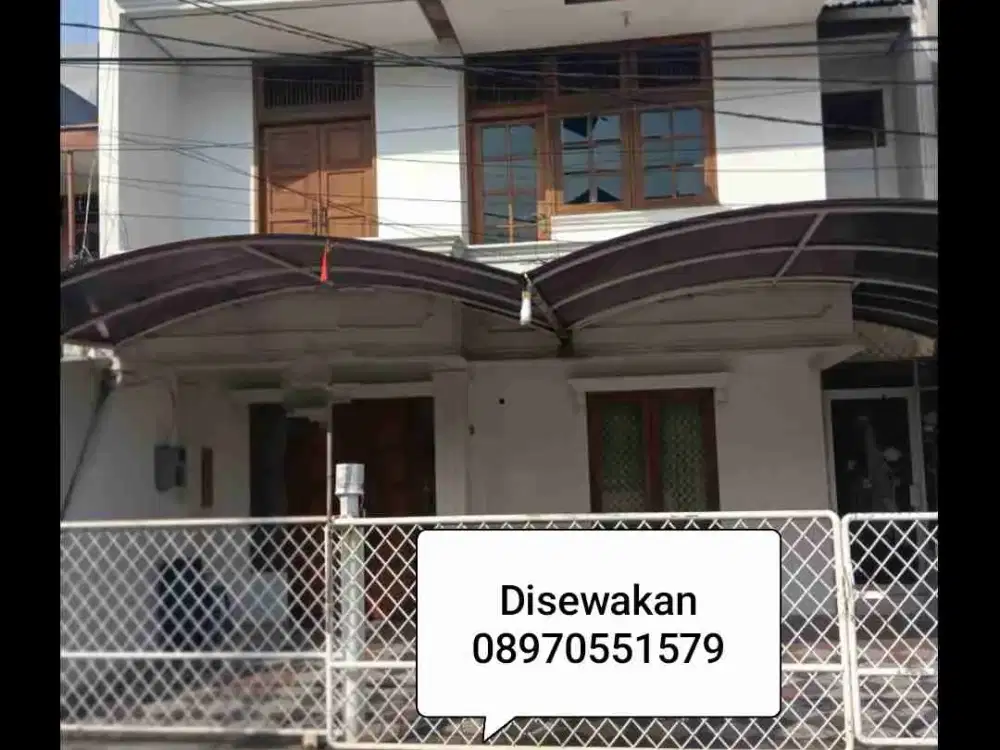 Disewakan rumah tingkat di cluster lebar 8 siap huni di kelaoa gading jakut
