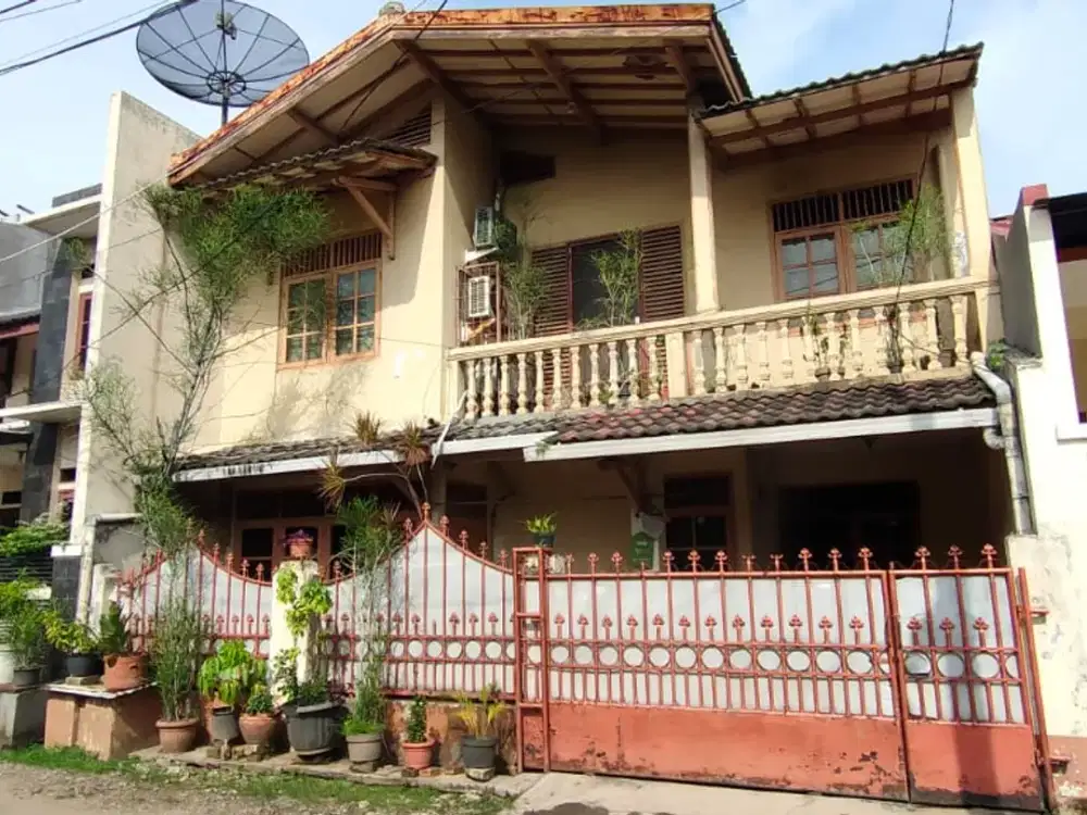 DIJUAL MURAH RUMAH DALAM KOMPLEKS DI JAKASAMPURNA BEKASI