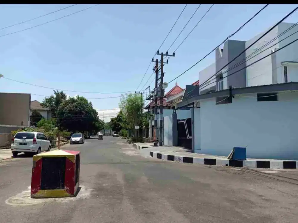DIJUAL, RUMAH HOOK,SIAP HUNI, NGINDEN INTAN