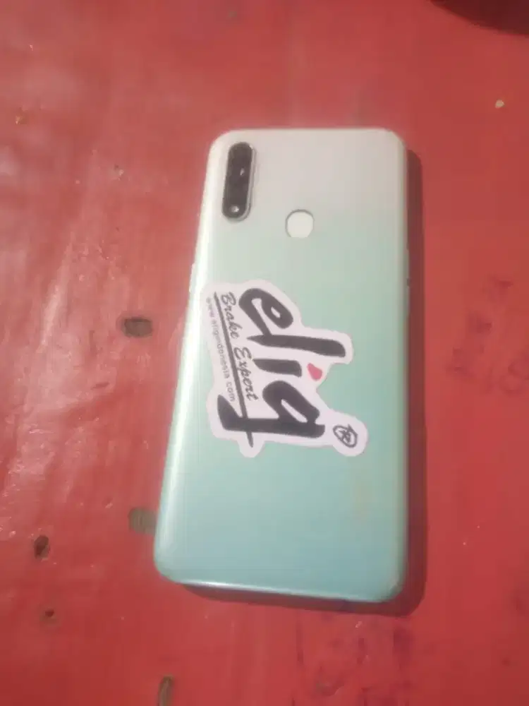 Oppo a31  ram 4