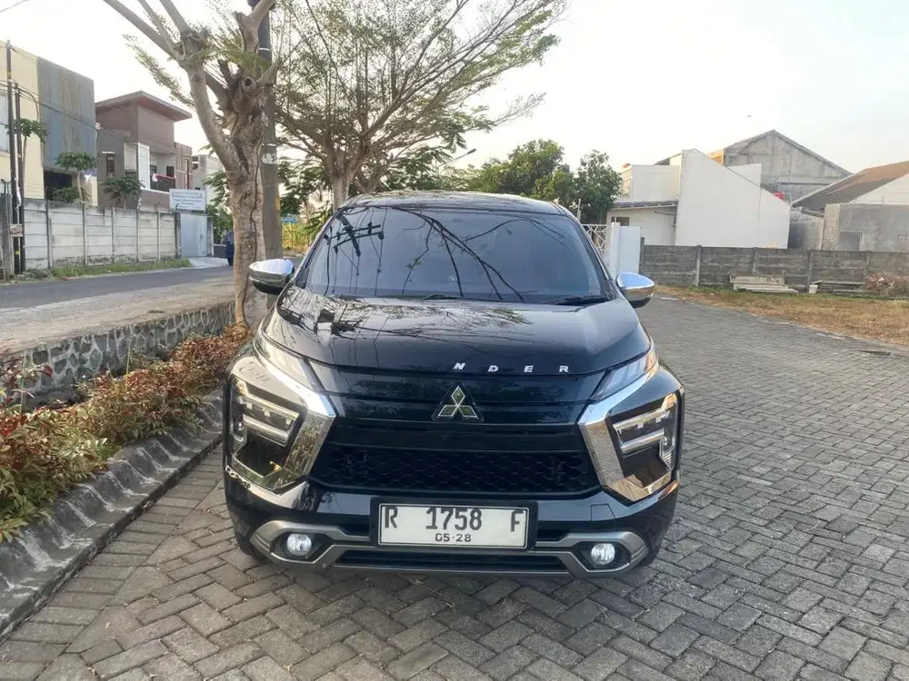 MITSUBSHI XPANDER ULTIMATE 2023 KILOMETER LOW