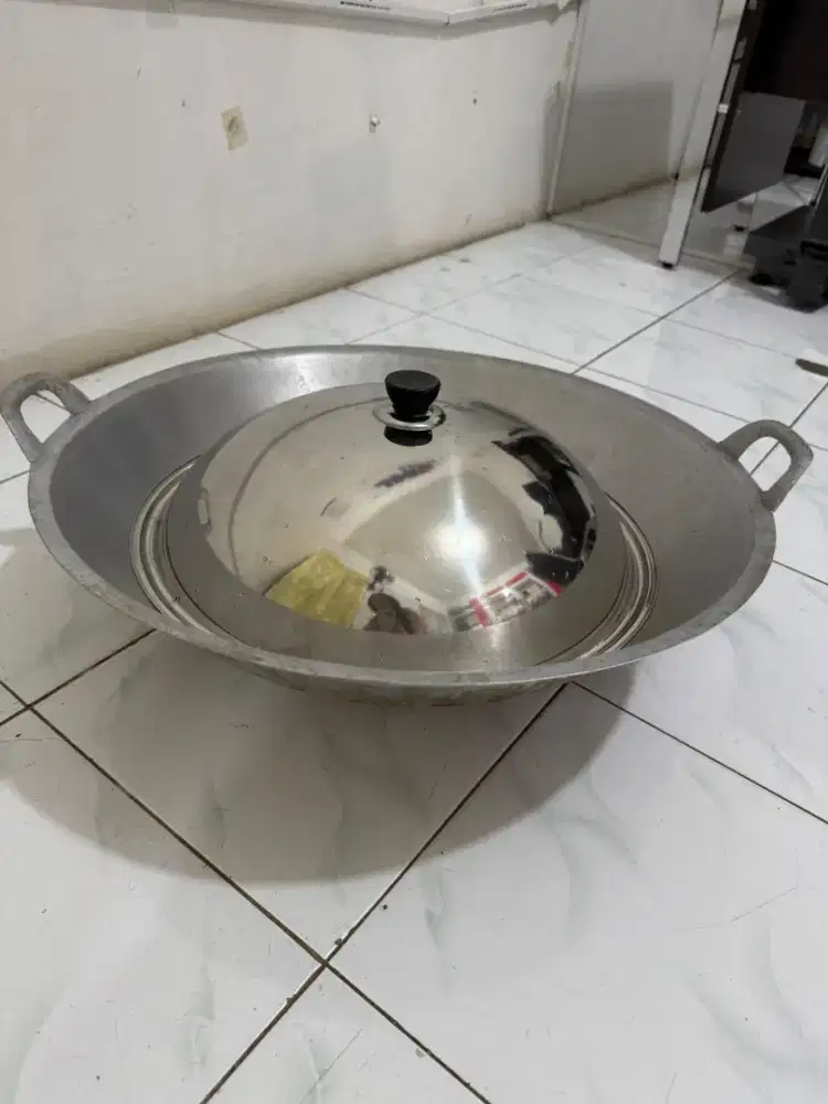 Penggorengan Wajan + Tutup 22cm