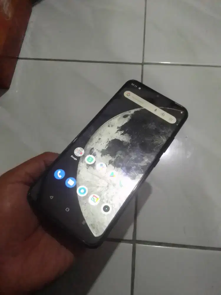 Realme Narzo 50i Hitam