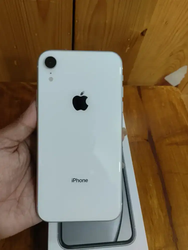 IPhone Xr 64Gb white