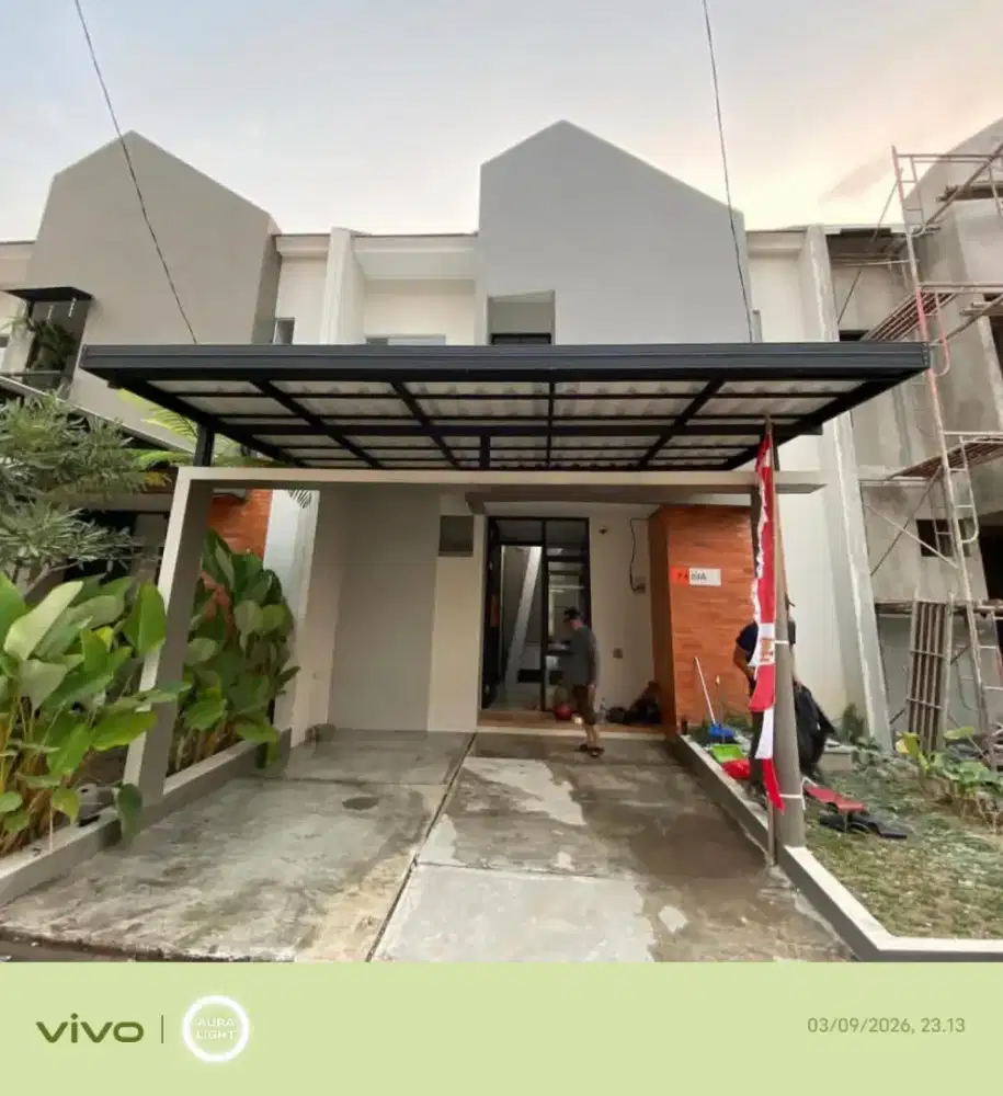 Pasang kanopi baja ringan