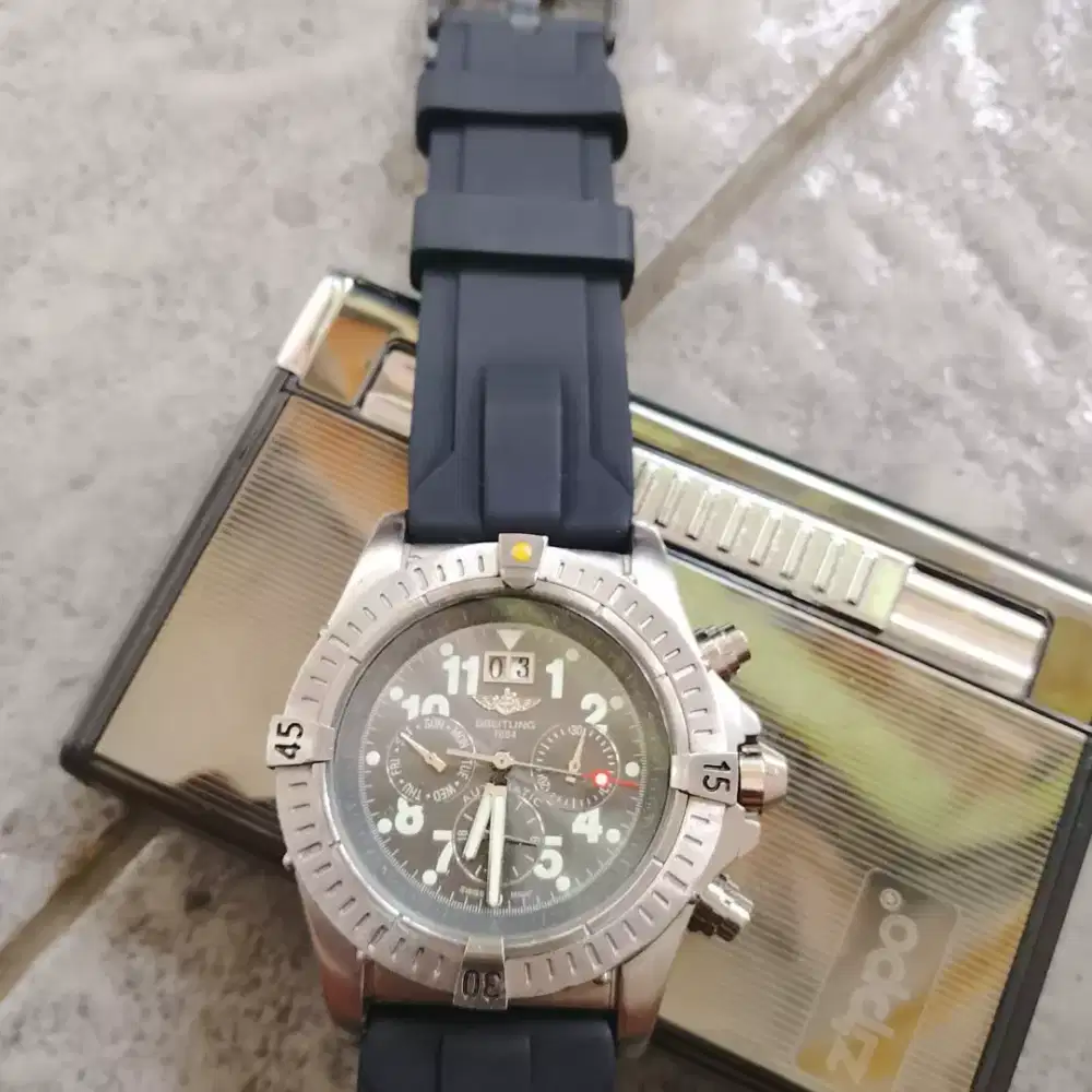 Jam tangan pria