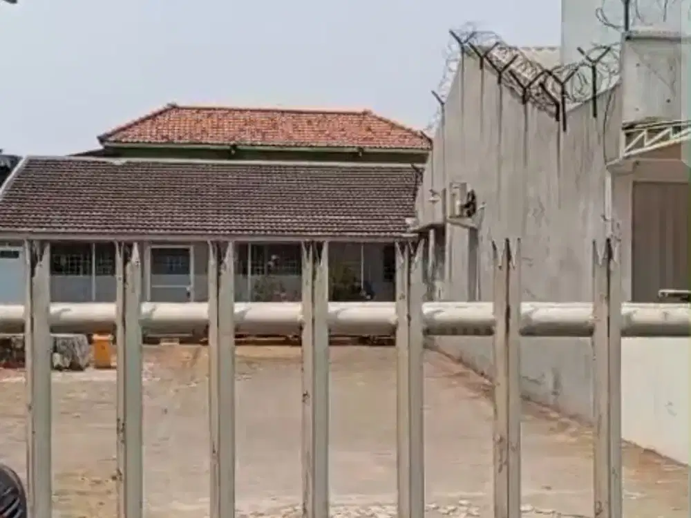 Disewakan lahan 500m2  ada bangunan 50m2 cocok Resto/Workshop/Open Yard/Pool Strategis pinggir Jalan Raya Kota Bekasi