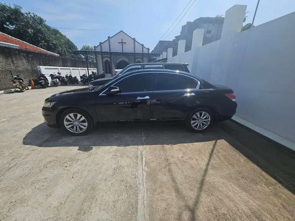 Honda Accord 2011 Bensin