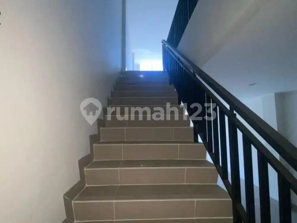 Disewakan Ruko Golf Island 4 Lantai Standar Develop Harga Masih Nego Sampai Jadi Siap Survey