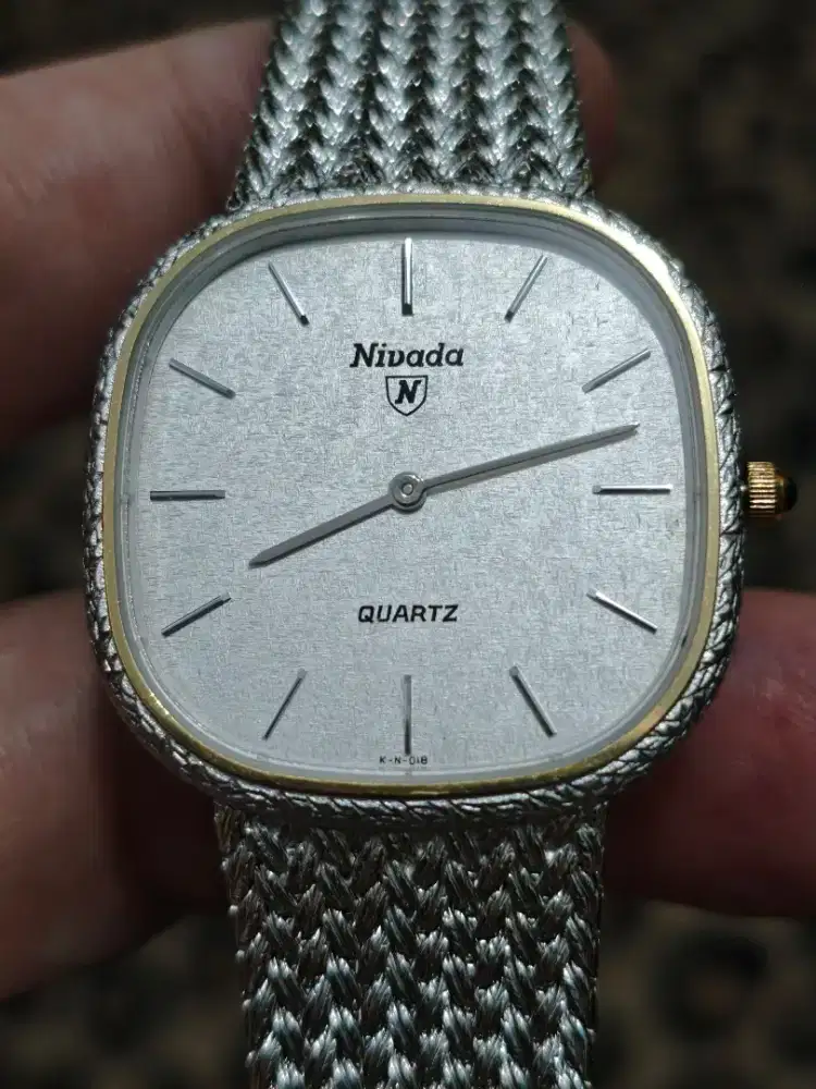 Nivada Swiss, Gold plated 20 Micron. Muluss
