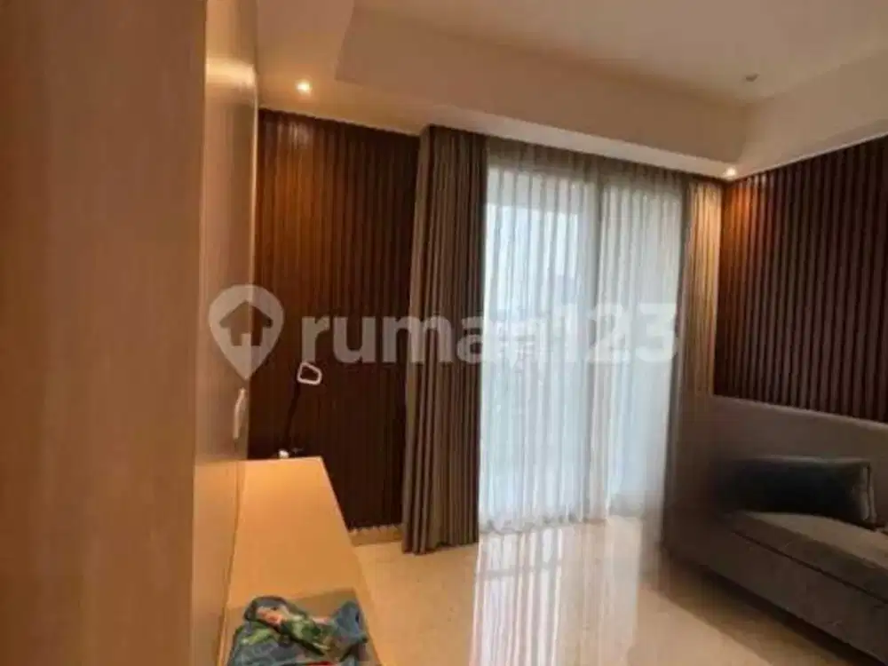 Disewakan apartemen goldcoast pik 2 br furnish siap huni lantai rendah siap survey