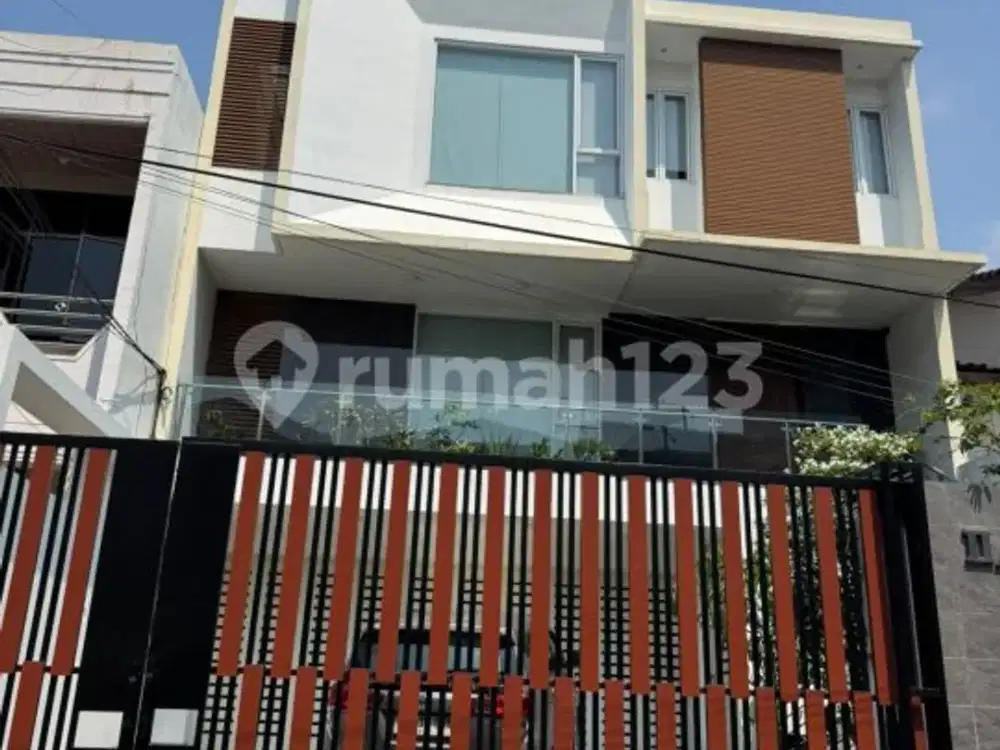 Dijual cepat rumah pluit modern full furnish timur laut harga masih nego siap survey