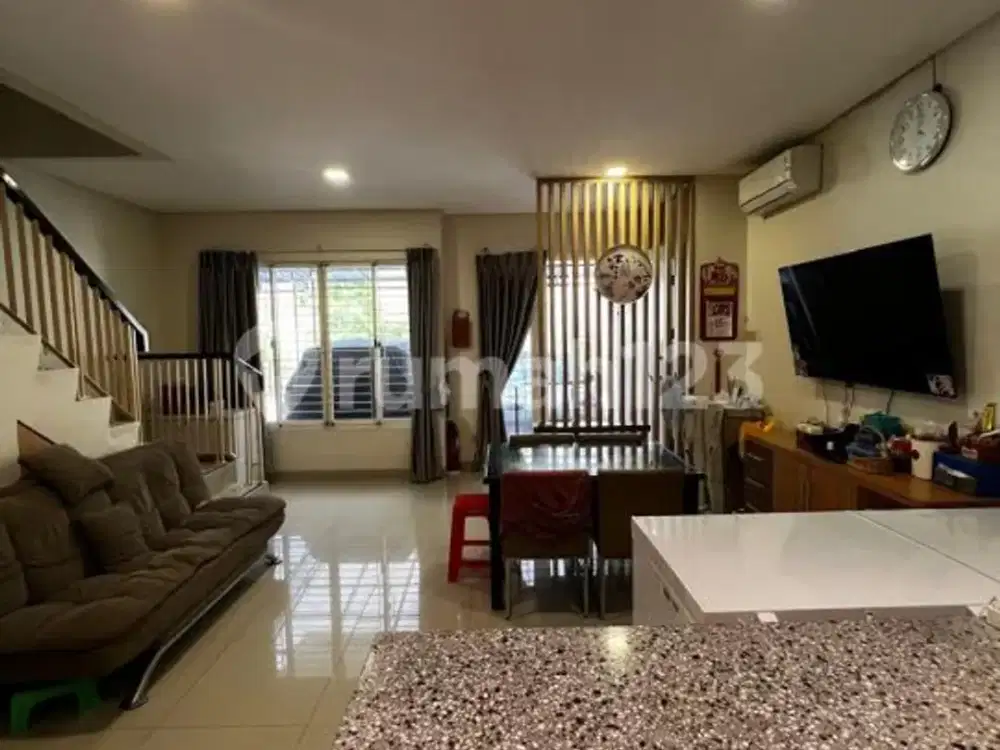 Dijual Rumah Pik 1 Volendam Hadap Utara Furnish Masih bisa Nego