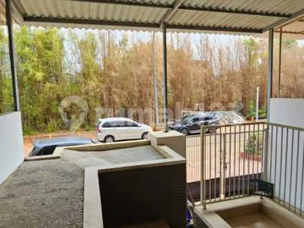 Dijual rumah long beach pantai indah kapuk hadap jalan harga masih nego