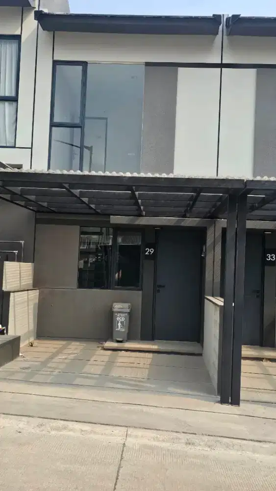 Disewakan Rumah Baru di Lippo Cikarang