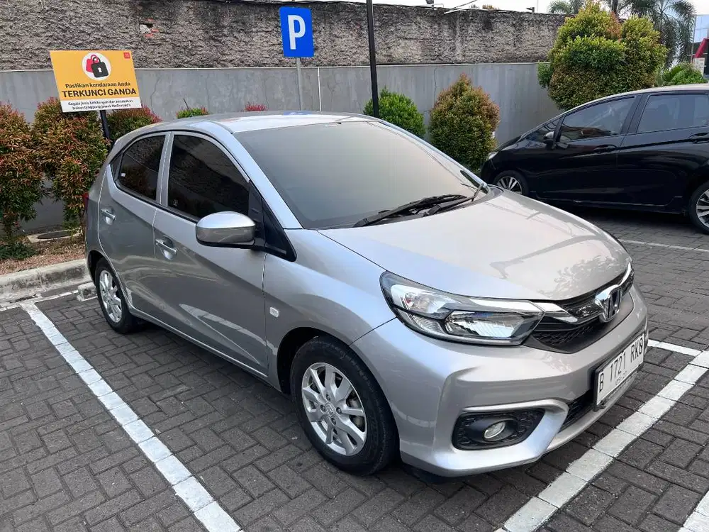 Dijual Honda Brio E 2022 Matic (Kondisi Istimewa Like New dan Low KM)