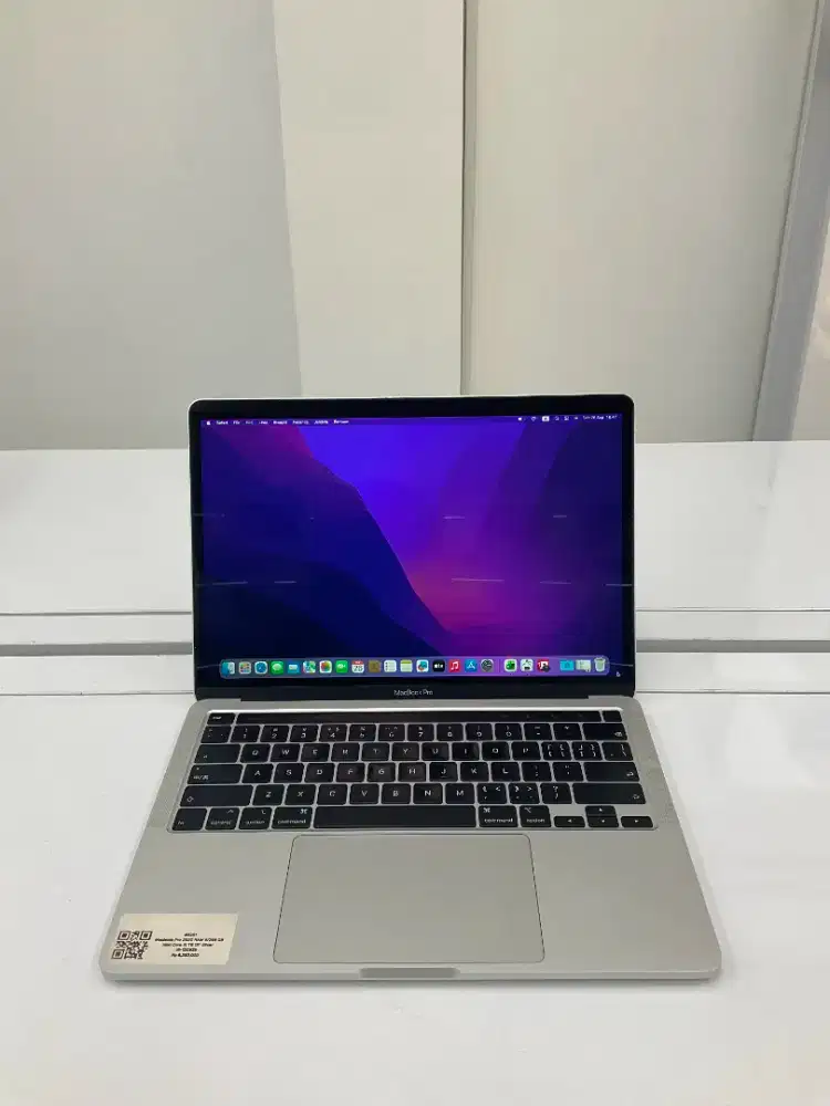 MacBook Pro 2020 i5 8/256