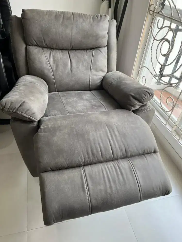 Sofa recliner merk informa