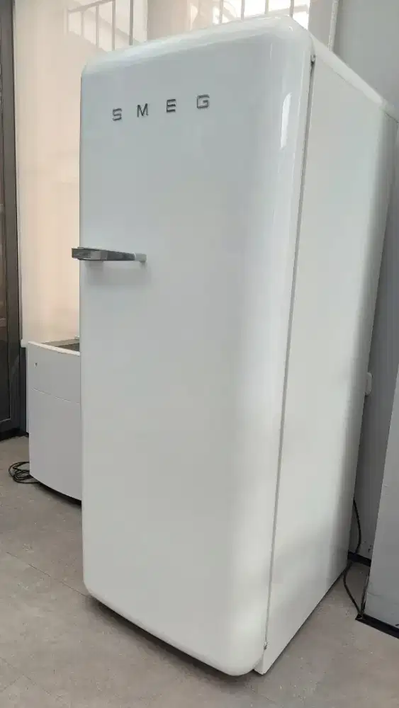 SMEG FAB28 Free Standing Refrigerator One Door, 50’s Style