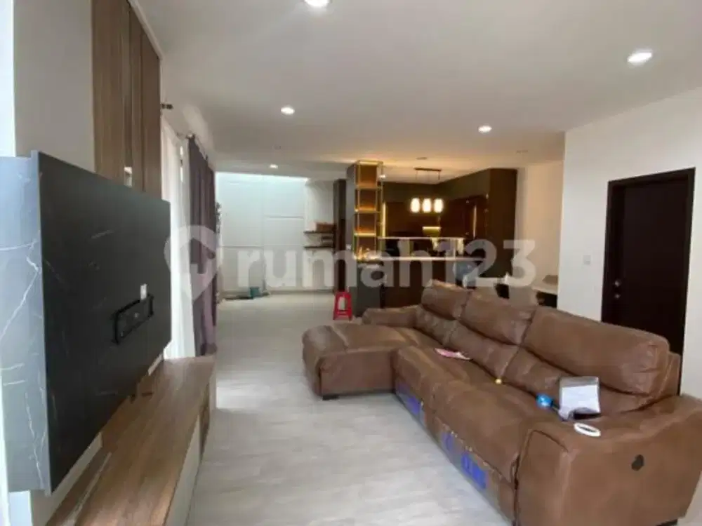 Rumah Hoek Full Renov Furnish Bagus