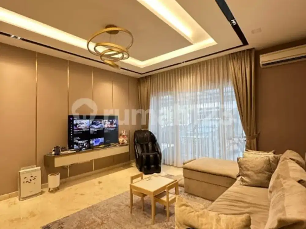 Rumah Full Furnish Interior Mewah Golf Island Pik
