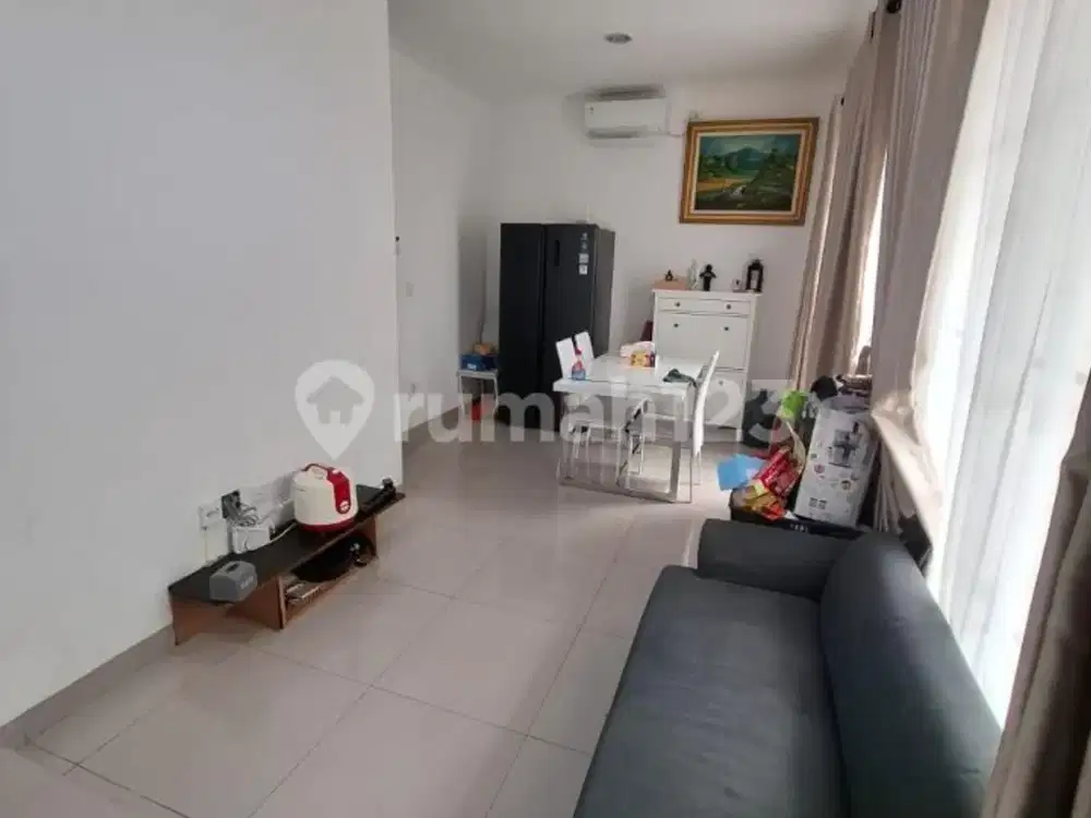 Super Bu Dijual Cepat Rumah 3 Lantai di Pik 2