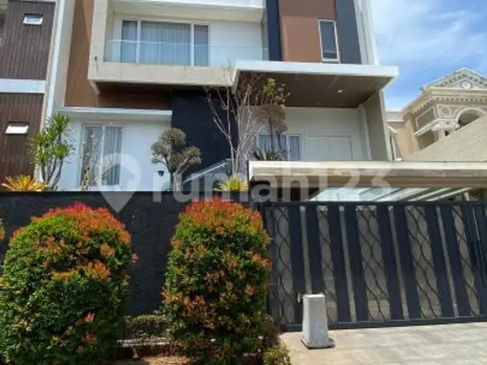 Rumah Mewah Minimalis Pantai Indah Kapuk