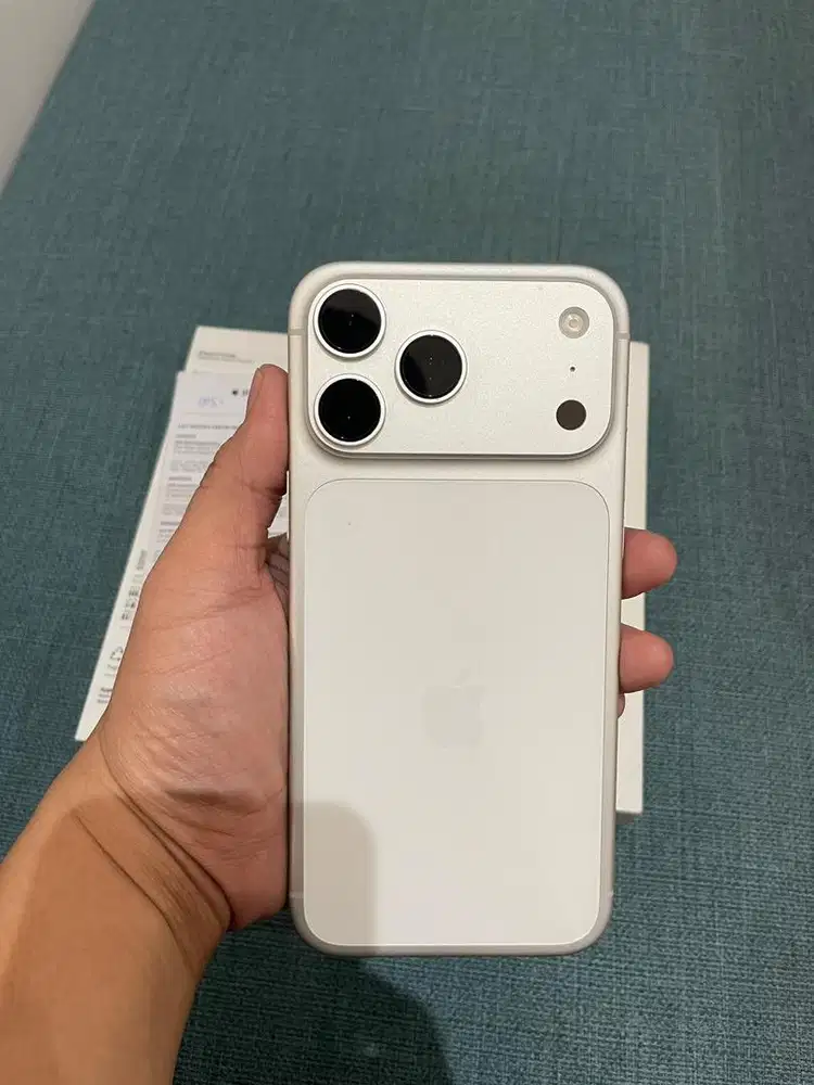 iPhone 17 Promax 256gb Ex Ibox (Silver)