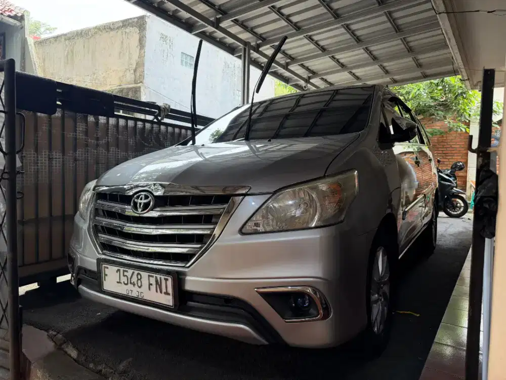 Innova G Diesel Matic 2015