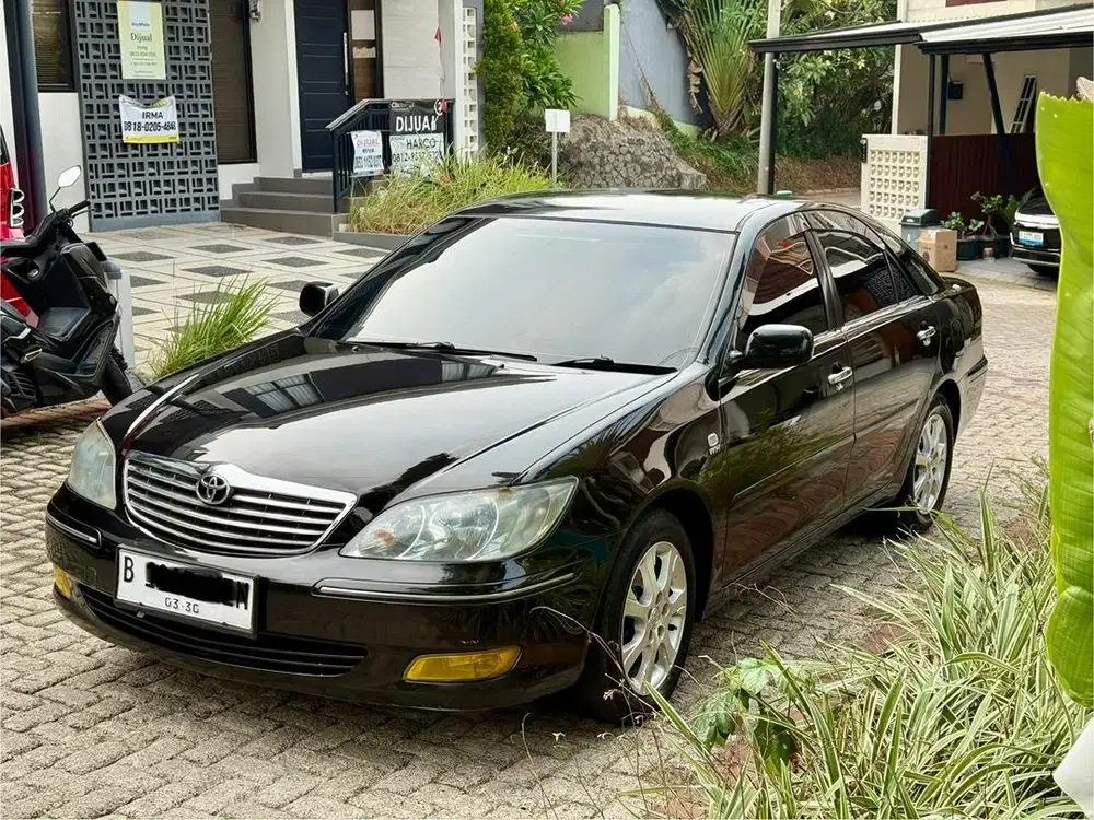 (CASH Murah) Toyota Camry 2.4 2004 At. Sangat Terawat