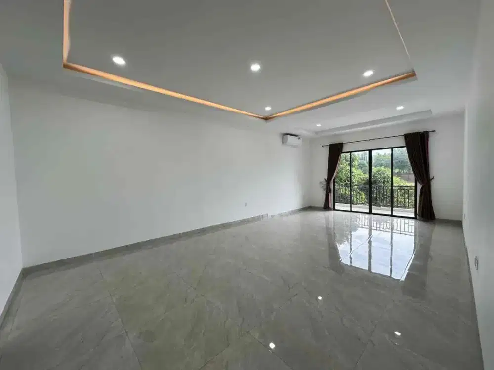 DiJual Rumah Mewah  8 KT Bukit Golf Residence Sektor IV Sukajadi Batam View Lapangan Golf