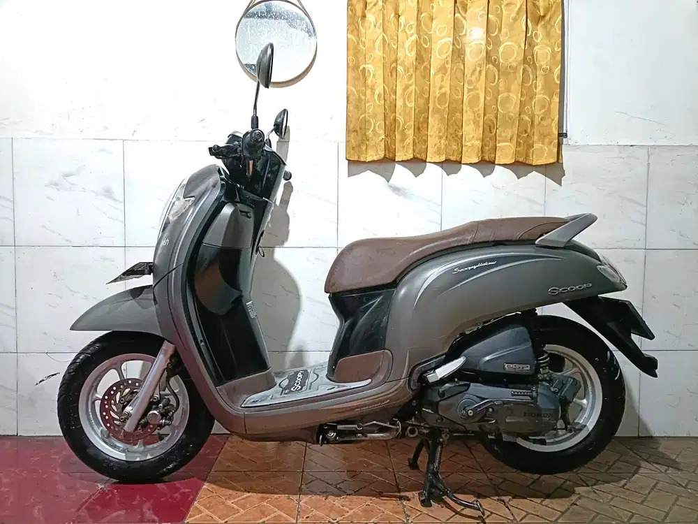 Scoopy stayilse tahun 2018 full original/tt boleh cash lebih bagus