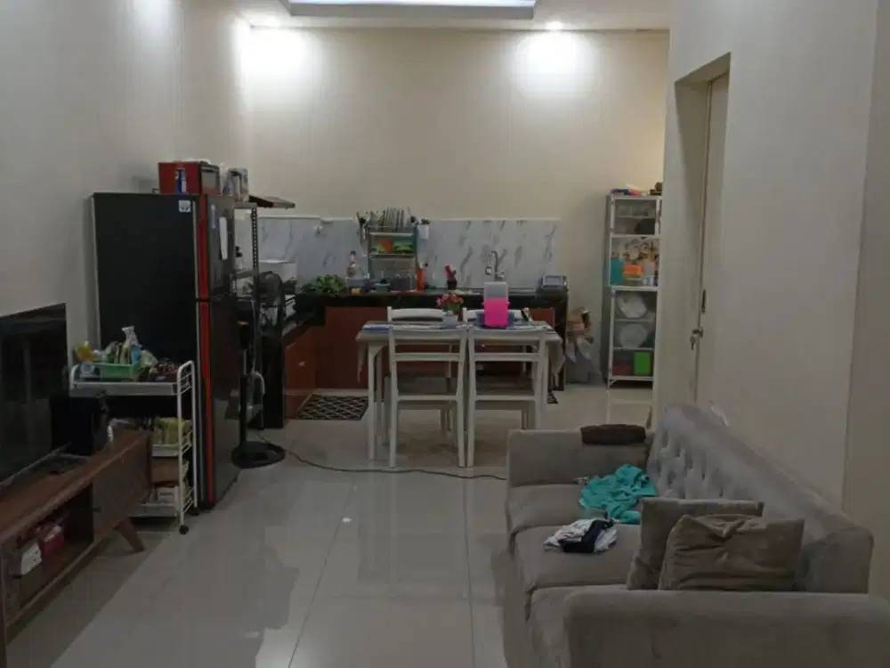 Dijual  rumah 2 lantai  Cluster vasana harapan indah