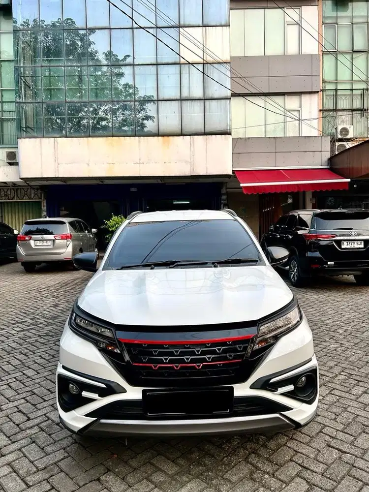 TOYOTA RUSH GR SPORT AT 2023 (TDP 20JT)