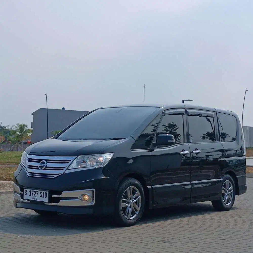 Nissan Serena 2014 Bensin