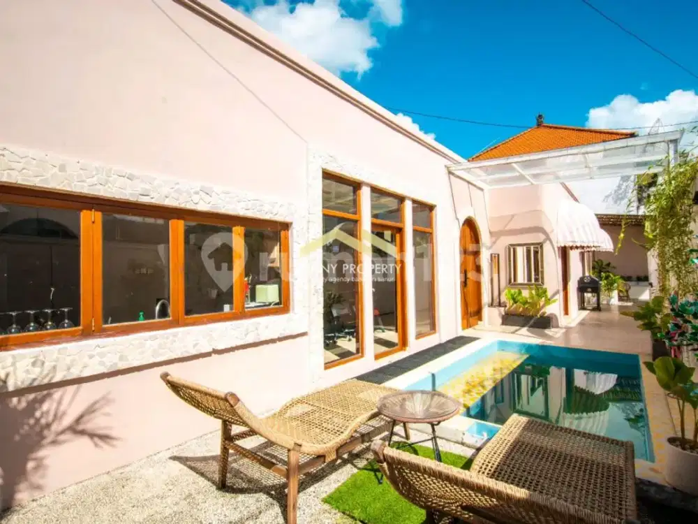 Cozy 3+1 Bedrooms Furnished Villa For Montly/ Yearly Rental In Berawa Canggu