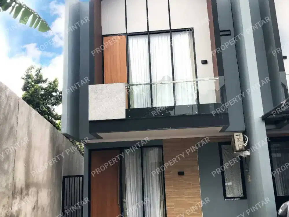DI JUAL MURAH RUMAH DLM KOMPLEK ADA SWIMING POOL DI CIPEDAK JAGAKARSA