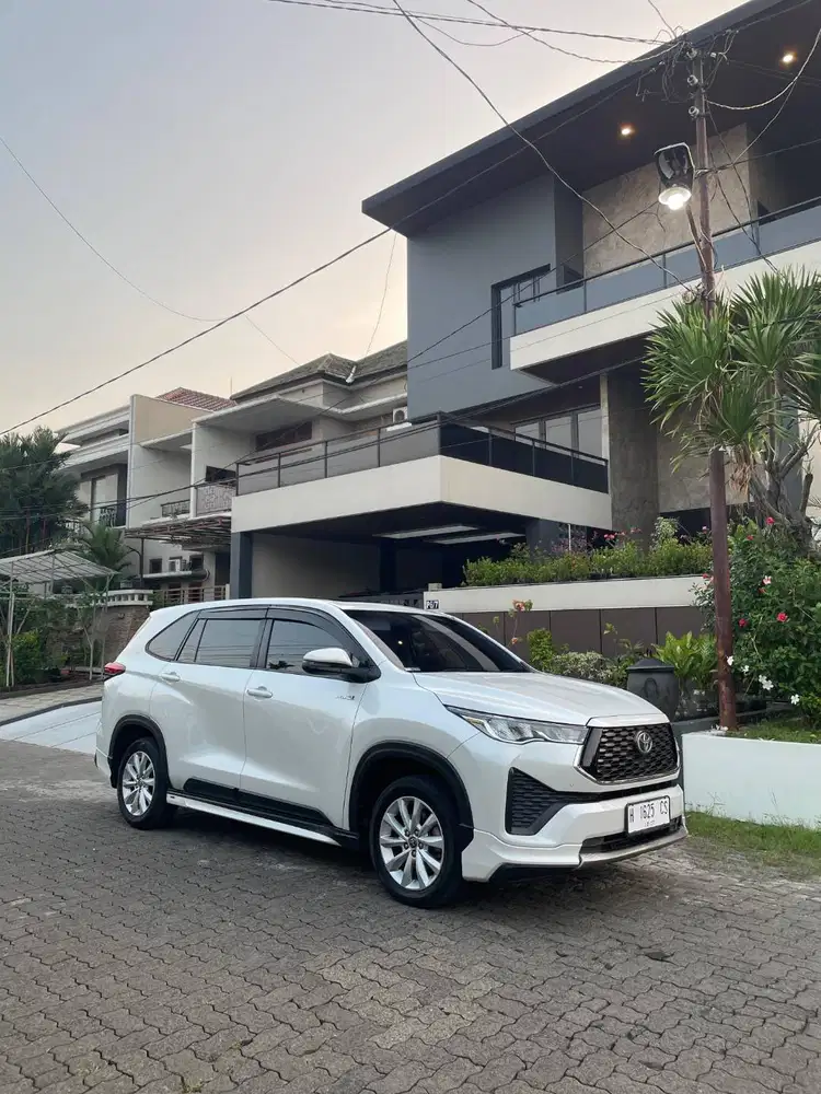 Zenix Type V AT Hybrid pol H asli pajak baru perorangan, Modellista