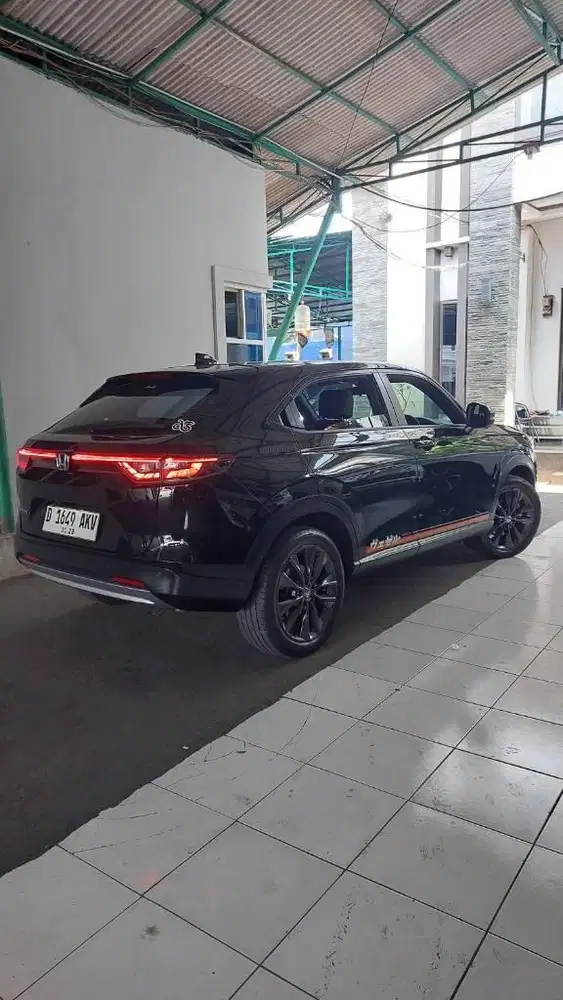 Honda HR-V SE Plus 2023 Sensing Low KM Panoramic Silky Black