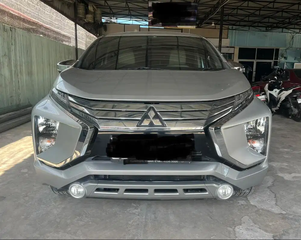 (TDP 35 JUTA!) Mitsubishi Xpander 1.5L Ultimate Automatic Silver 2018