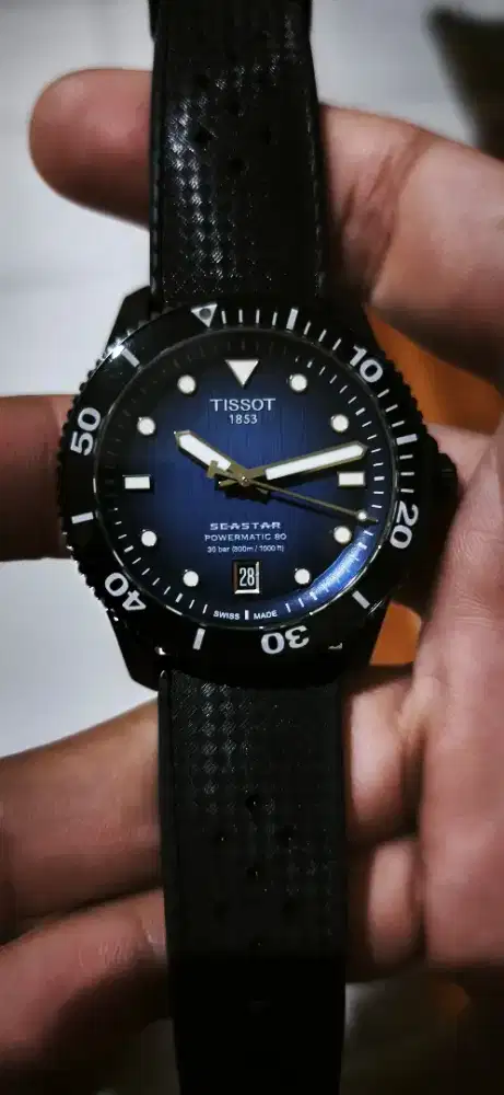 TISSOT SEASTAR 1000 POWERMATIC 80 BLACK DIAL 40