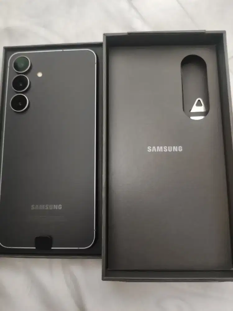 Samsung S25 FE 8/256