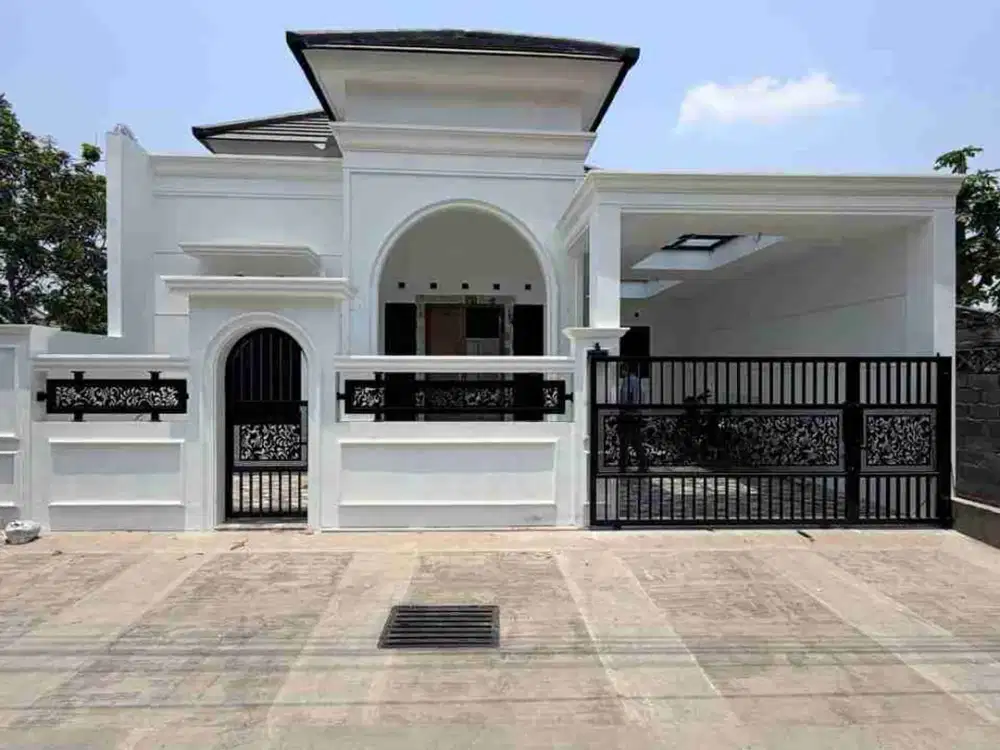 RUMAH MEWAH AMERICAN CLASSIC MODERN DENGAN LOKASI STRATEGIS DI UTARA BANDARA ADISUCIPTO